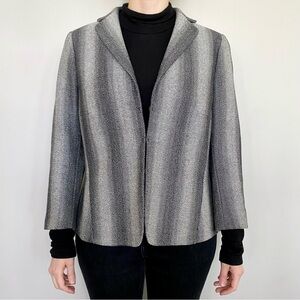 Akris 100% wool striped blazer. 🖤